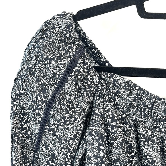 Sam Edelman Meadow Paisley Fields Gardenia Long Sleeve Off-Shoulder Top - Picture 4 of 9